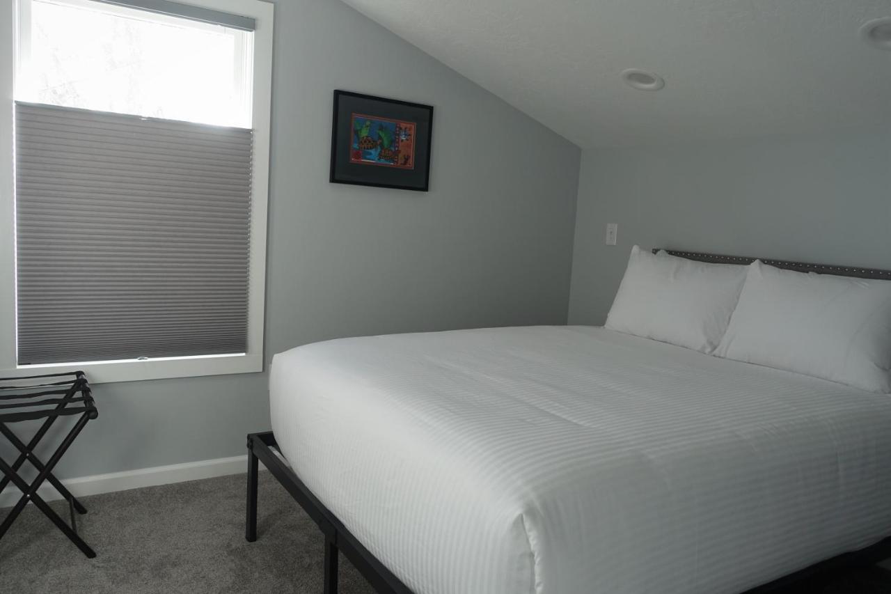 The Lilly Pad Brand New In Hyde Park! Pet Friendly, Fully Fenced Yard, Walking Distance To Hyde Park Shops, And Dining And Camel'S Back Park Lägenhet Boise Exteriör bild